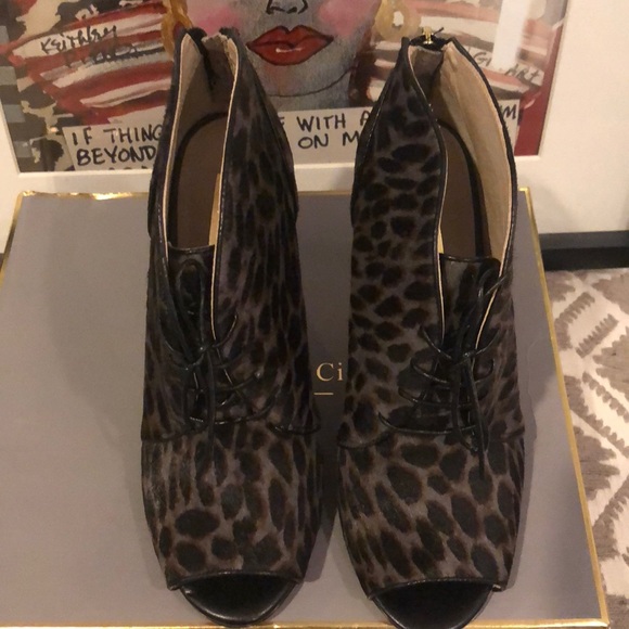 PRICE DROP!⭐️ Louise et Cie Minx Calf Hair Booties - Picture 3 of 8